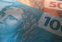 Polícia apreende R$ 20 mil e material de campanha durante abordagem em Patrocínio