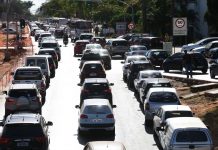 Motoristas já podem parcelar IPVA 2026 atrasado em MG; veja como fazer