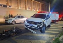 Acidente entre moto e caminhonete deixa motociclista gravemente ferido em Monte Carmelo