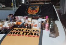 Grupo Tático Rodoviário prende homem por porte ilegal de arma e apreende mercadorias estrangeiras