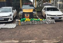 Com apoio de helicóptero, quatro pessoas são presas com 174 pacotes de skunk na rodovia MGC-497